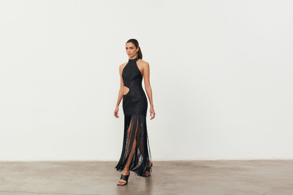 Sculptural Silhouettes: Structure, Movement and Modern Womenswear